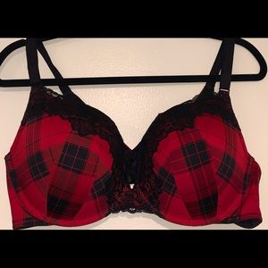 LIKE NEW Torrid Satin & Lace XO 360° Back Smoothing Push-Up Bra 42D in Red Plaid